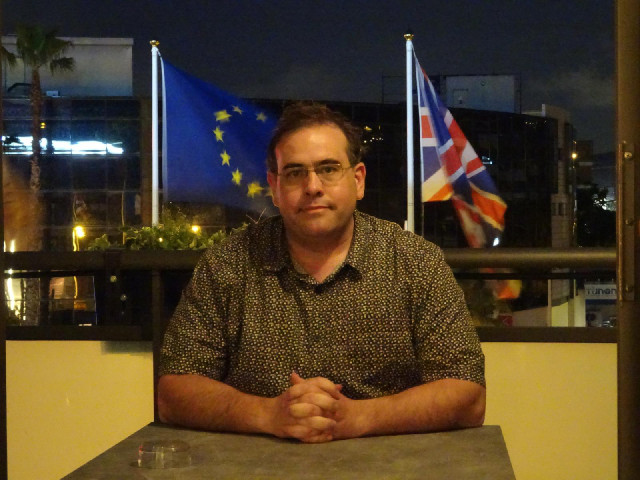 It's a shame I'm not here on a Friday. This would make a good background for my quiz. Actually, I wo...