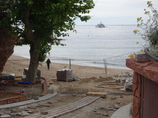 Unfortunately I couldn't easily get onto the beach.