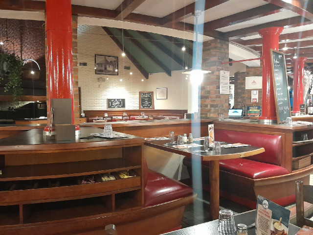 The restaurant had customers going in and out when I arrived at the hotel so I decided to wait until...