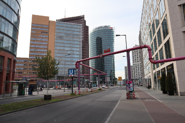 Apparently the pink pipes are a feature of Berlin but they aren't always in the same place. Berlin i...