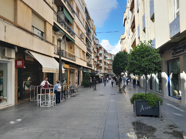 12th of August Avenue.