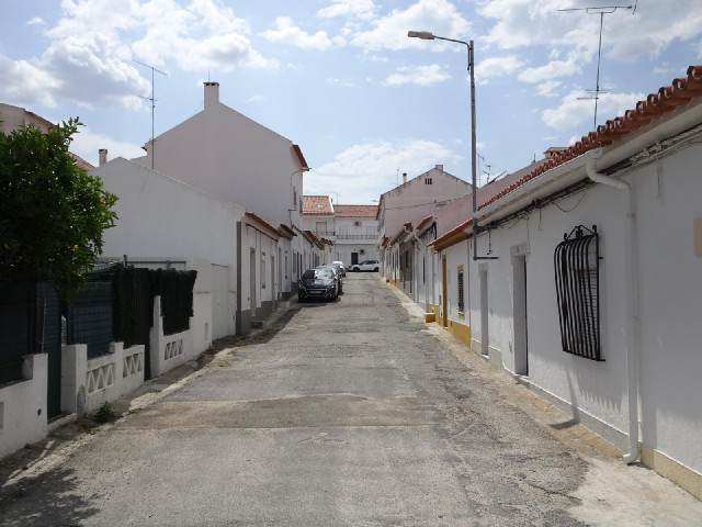 I've driven across to the other side or Evora to 22nd of September Road.