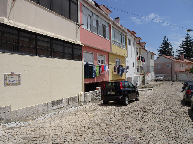 I won't be taking pictures of every road because they are pretty similar.