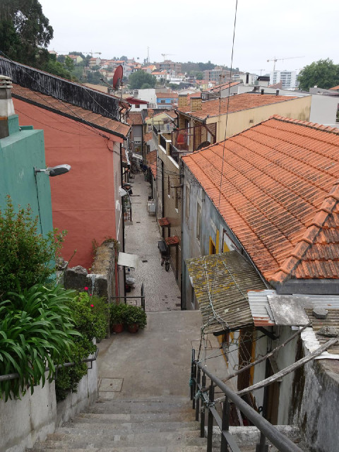 This way is quite steep.