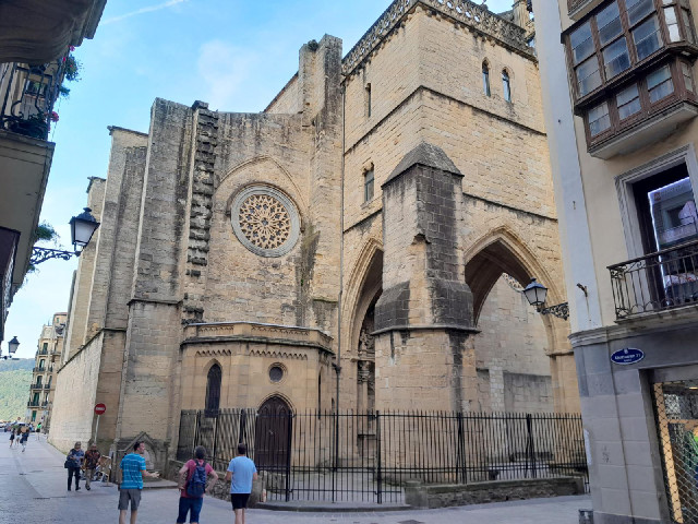 A church at one end of 31st of August Street.