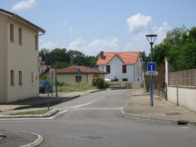 21st of August Avenue.