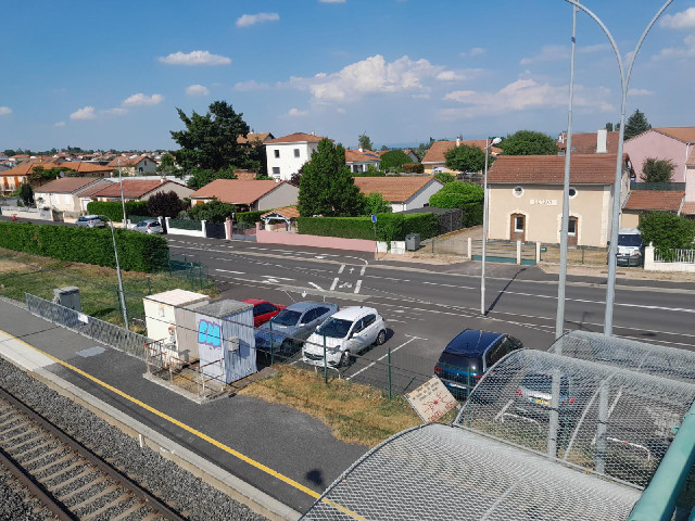 The sign on the beige house says Gerzat, which is a suburb of Clermont-Ferrand and the name of this ...