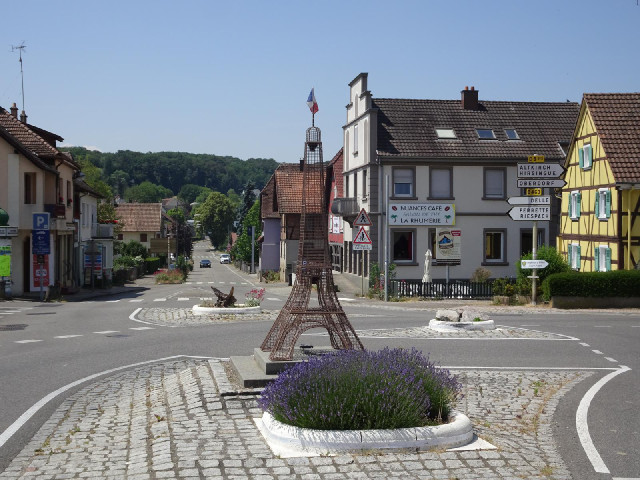 There's a model Eiffel Tower.